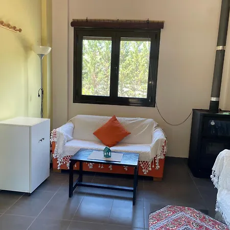 Casa de Férias Jane's Beautiful Cottage, Erétria