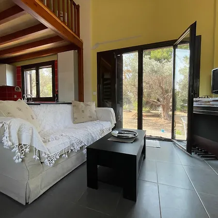 Jane's Beautiful Cottage, * Eretria (Evia)