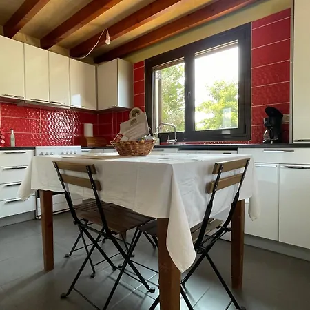 Jane's Beautiful Cottage,